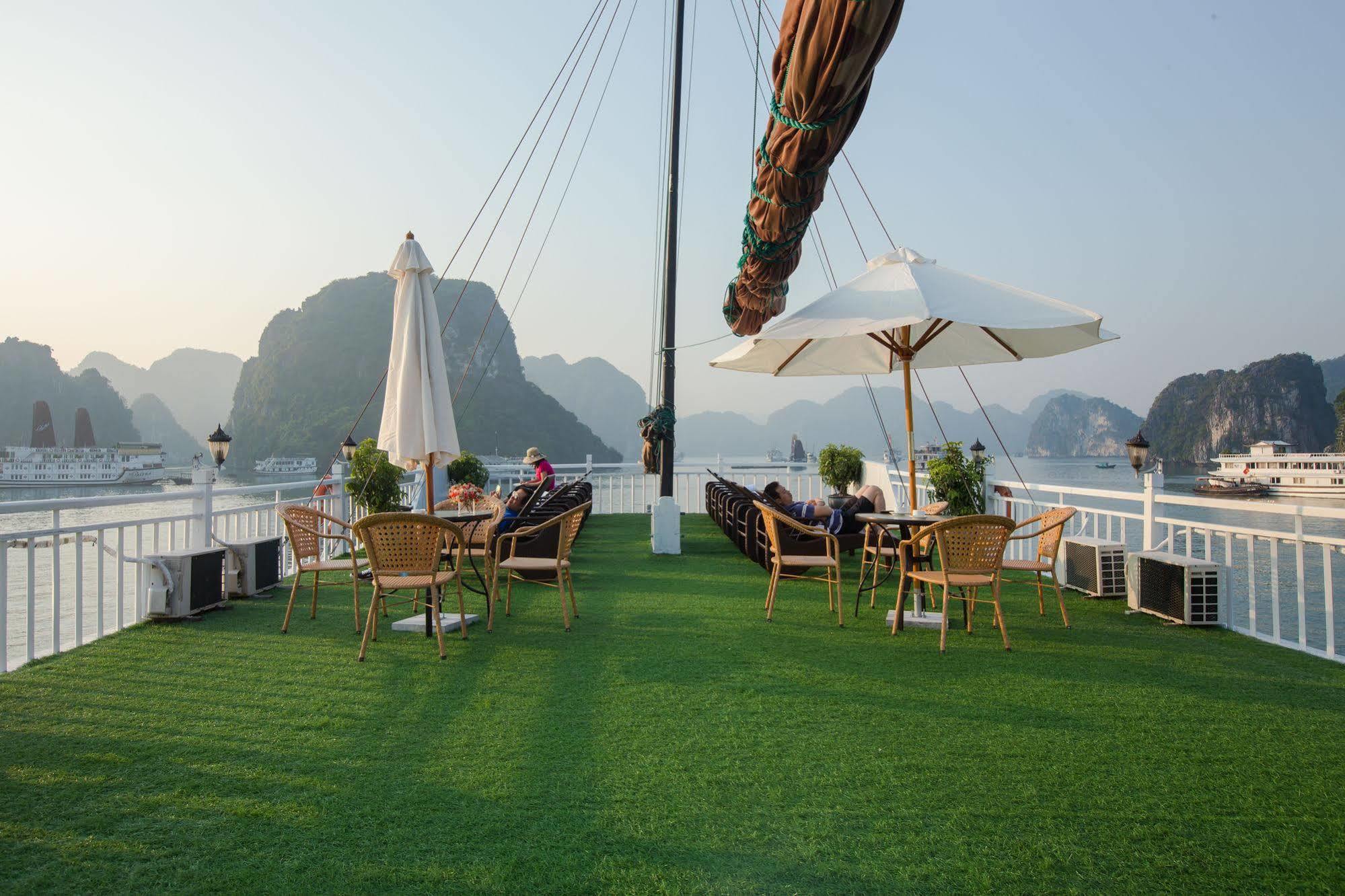 下龍 Flamingo Luxury Cruises酒店 外观 照片