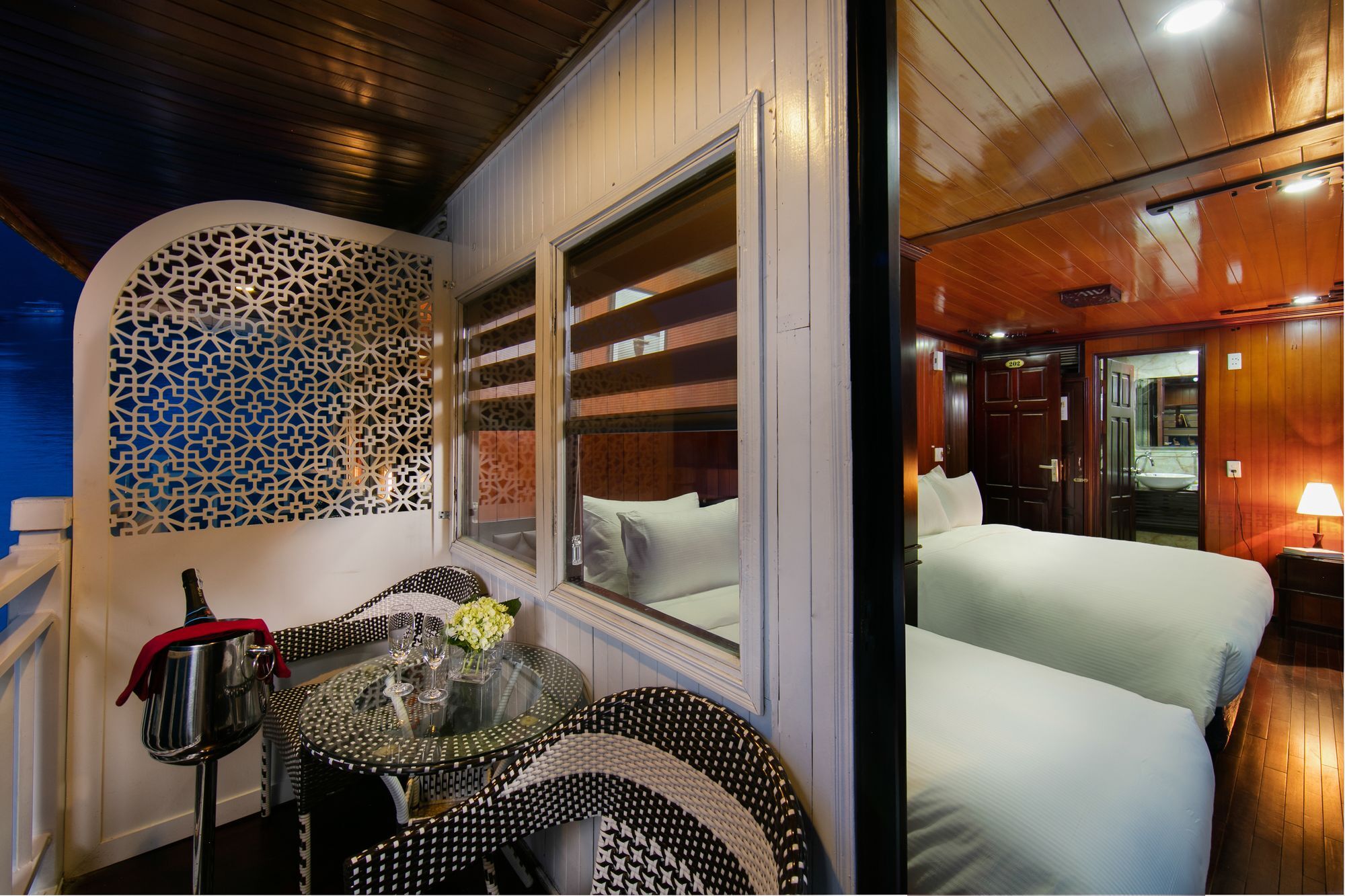 下龍 Flamingo Luxury Cruises酒店 外观 照片